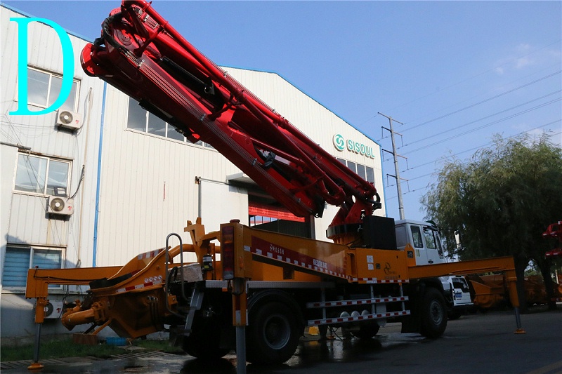 青島小型混凝土泵車價(jià)格 (17)