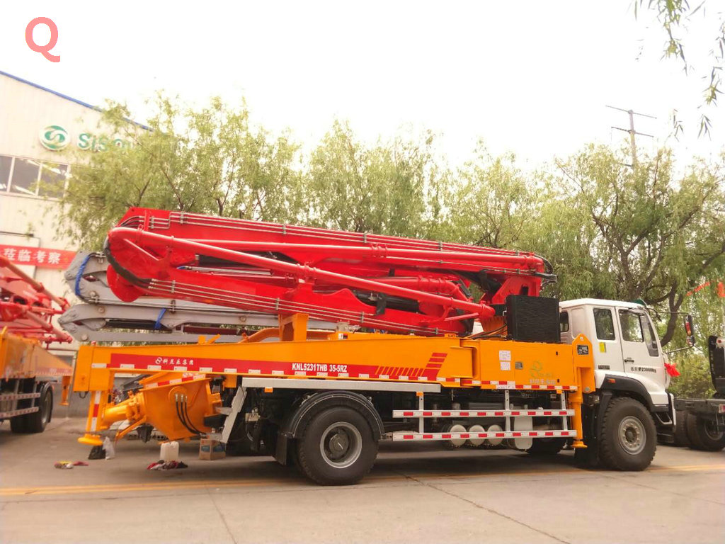 天泵，小型泵車，小型混凝土泵車