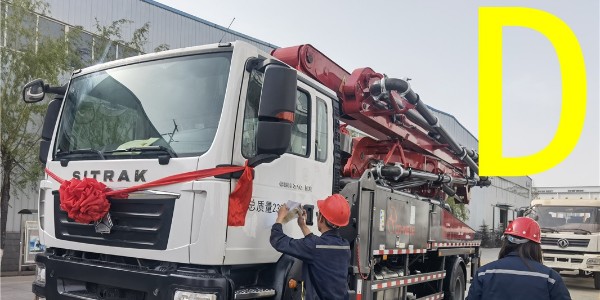 混凝土澆筑時必須使用機械設(shè)備進(jìn)行振搗