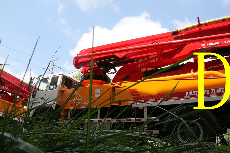 青島混凝土泵車(chē)價(jià)格 (7)