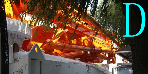 小型混凝土泵車冒黑煙？哪里出了問題？