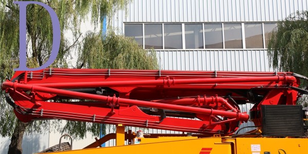 混凝土輸送泵的各種分類(lèi)以及性能特點(diǎn)？