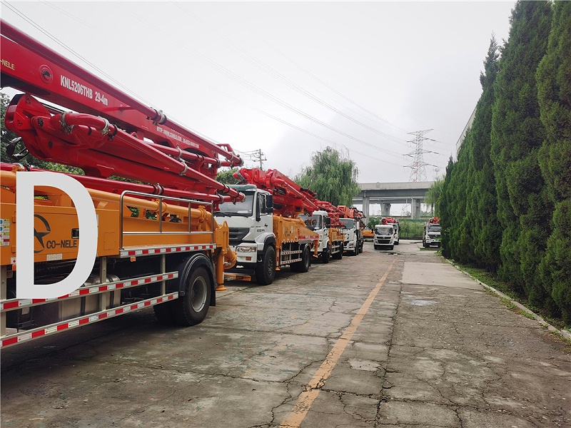 青島混凝土泵車價(jià)格 (26)