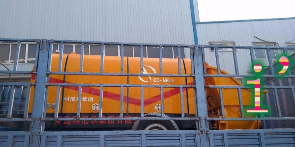 如何根據(jù)混凝土泵的泵送情況選擇低速或高速泵送？