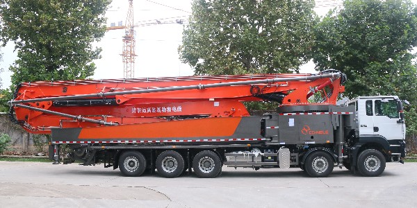 支撐泵車時應(yīng)選擇什么樣的場地？