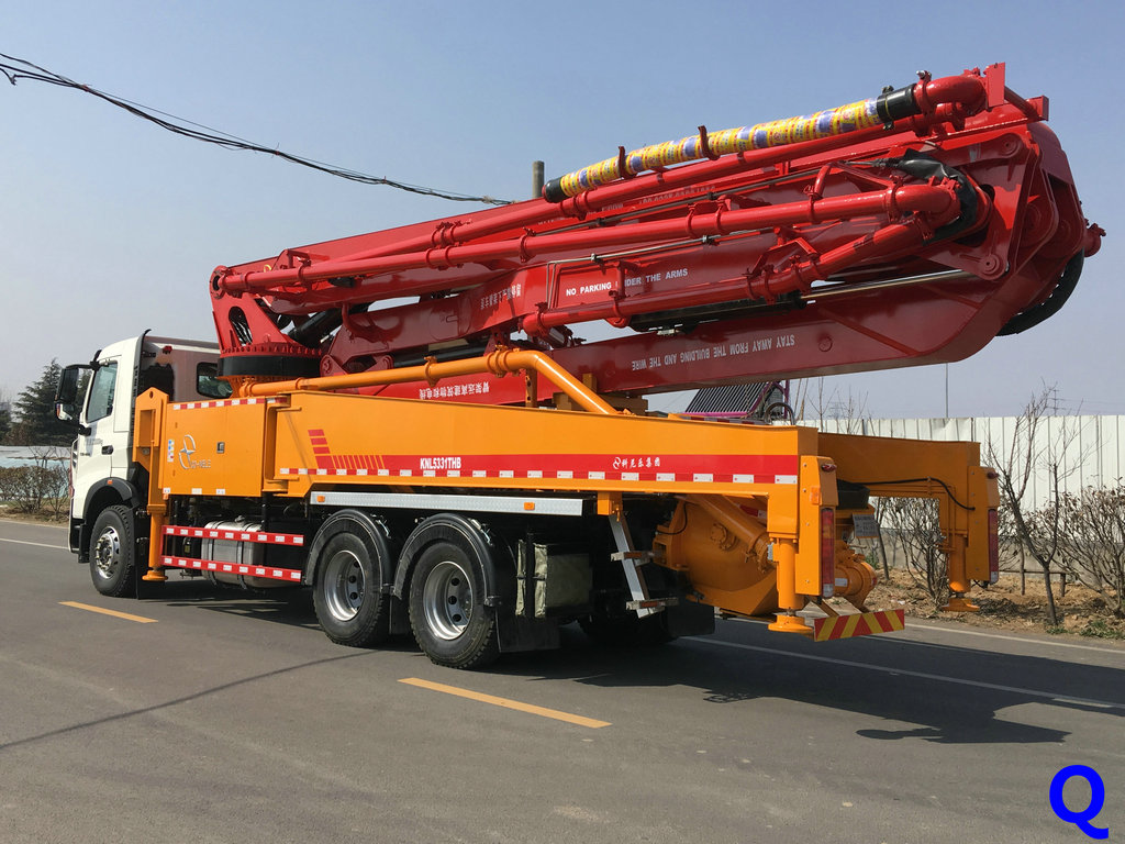 小型混凝土泵車，混凝土泵車，小型泵車，天泵