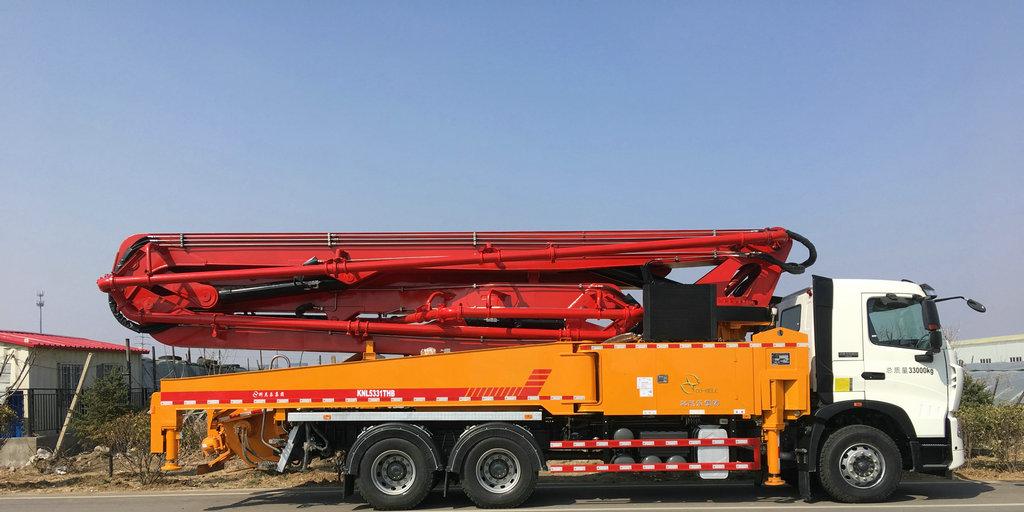 青島科尼樂(lè)37米小型泵車的優(yōu)勢(shì)分析