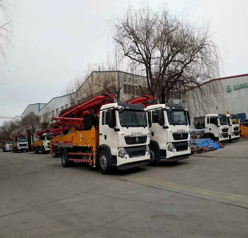 小型混凝土泵車，天泵，小型泵車 