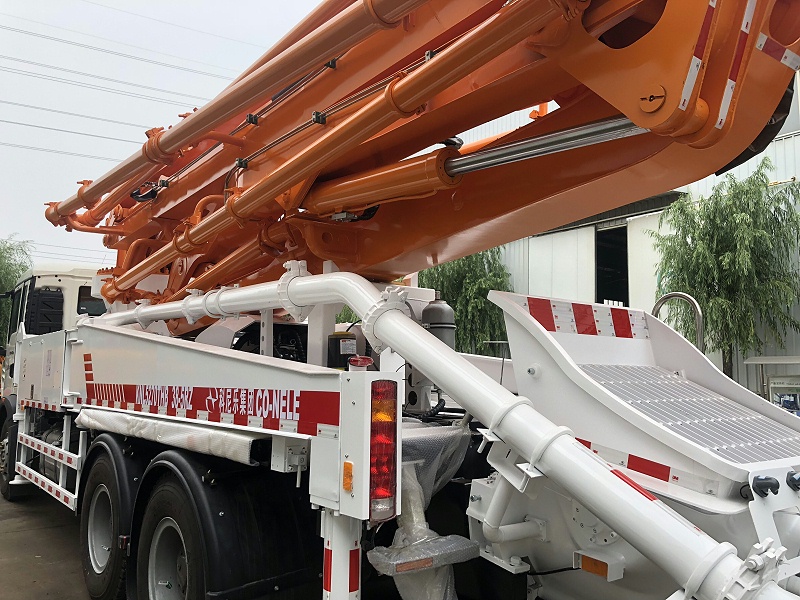 青島小型混凝土泵車(chē)價(jià)格 (16)