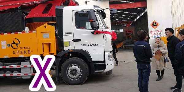 小型泵車液壓油質(zhì)量嚴(yán)格把控，才能小型混凝土泵車牛到飛起（一）