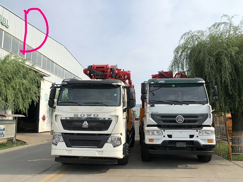 青島小型混凝土泵車(chē)價(jià)格 (1)