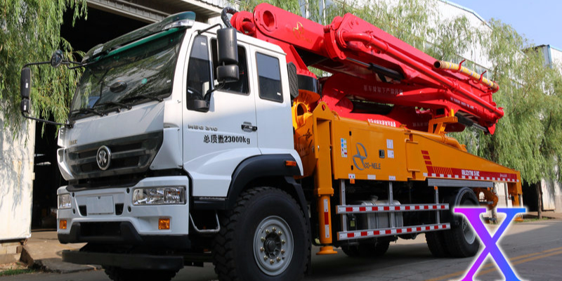 小型混凝土泵車保證混凝土澆筑的質量，正確的做法是什么？——科尼樂