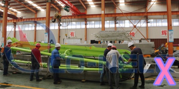 混凝土布料機(jī)在橋涵面布料時(shí)，應(yīng)如何完成滑模攤鋪？