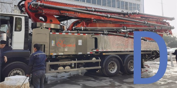 泵車伸展布料桿應(yīng)按出廠說明書的順序進行