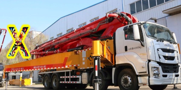 小型泵車骨料結(jié)塊，為防止管道損壞，拆管時(shí)應(yīng)注意什么？—小科說(shuō)事