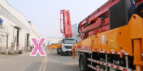 小型泵車使用時(shí)間久了，許多問(wèn)題會(huì)隨之而來(lái)，該怎樣進(jìn)行處理呢？