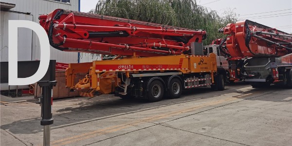 泵車的前支撐和左右單側(cè)支撐